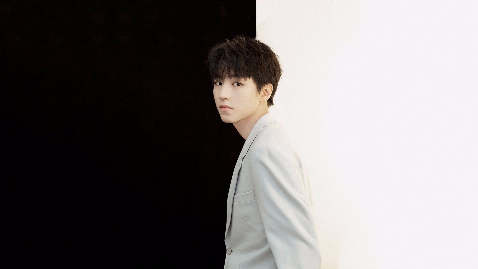 爱游戏下载-女王公园巡游者门将扑救神勇，QPR争取主场反弹，女王公园巡游者历史球星